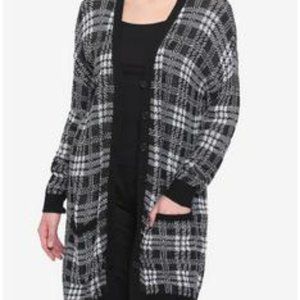 ISO Black & White Plaid Girls Oversized Cardigan